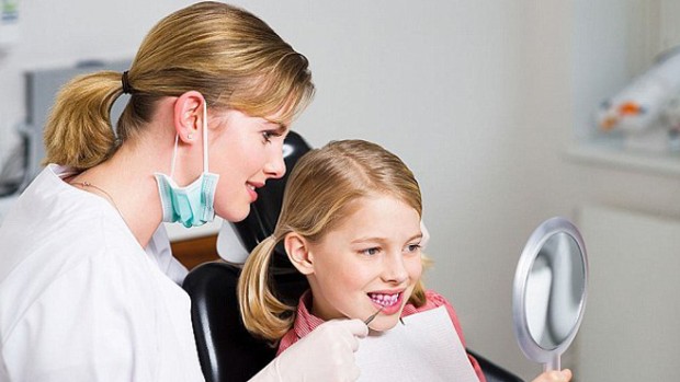 Специалисты рассказали, как бороться с боязнью стоматологов у детей