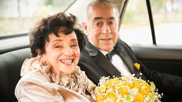 Женщины, которые выходят замуж в позднем возрасте, чаще прибавляют в весе