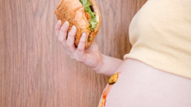 Беременные женщины, придерживающиеся американского рациона питания, чаще имеют детей с ожирением
