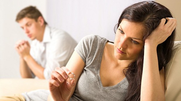 Развод может вызывать расстройства пищевого поведения у женщин