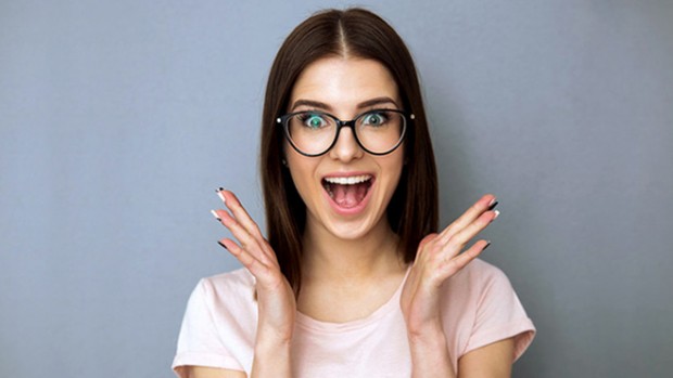 Эксперты доказали, что люди в очках умнее других мужчин и женщин