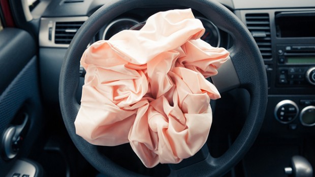 Подушки безопасности в автомобилях могут навредить здоровью людей