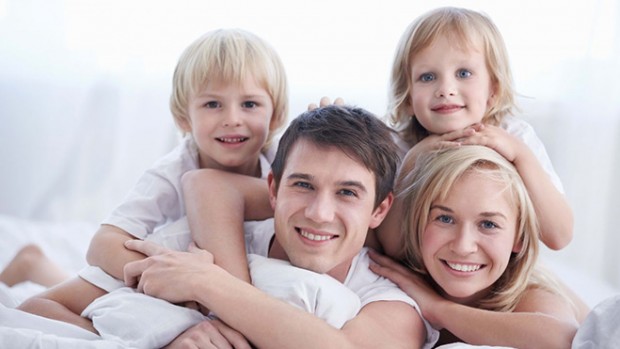 Дети, которые живут в счастливой семье, в будущем больше привязываются к своей второй половинке