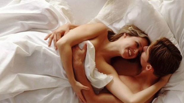 Ученые советуют делиться со своим партнером хорошими новостями перед сном